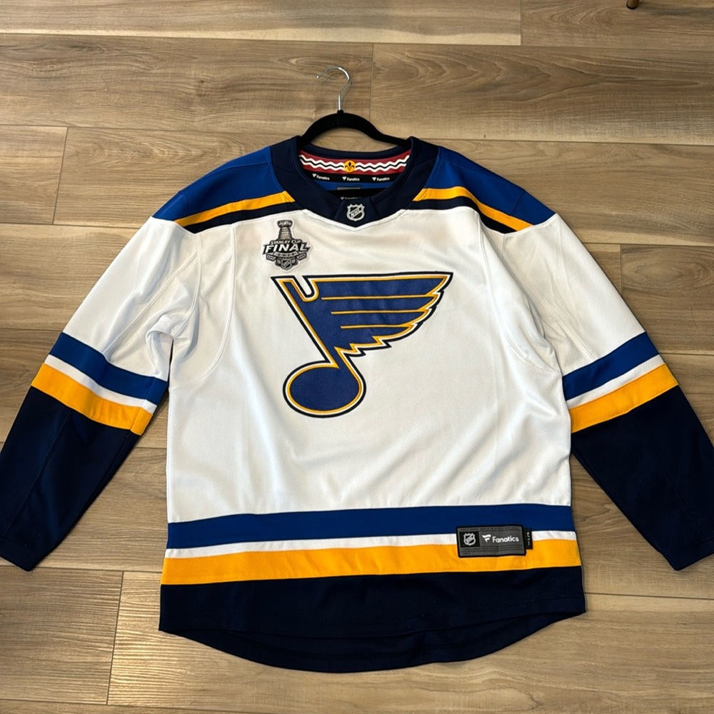 St. Louis Blues Stanley Cup Final 2019 Jersey - Size Large - Home